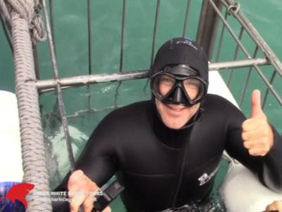 Daily Shark Cage Diving Blog - 17 October 2019